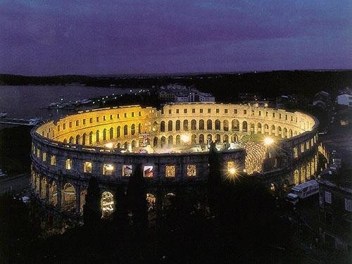 Apartman Sendi Pula Exterior foto