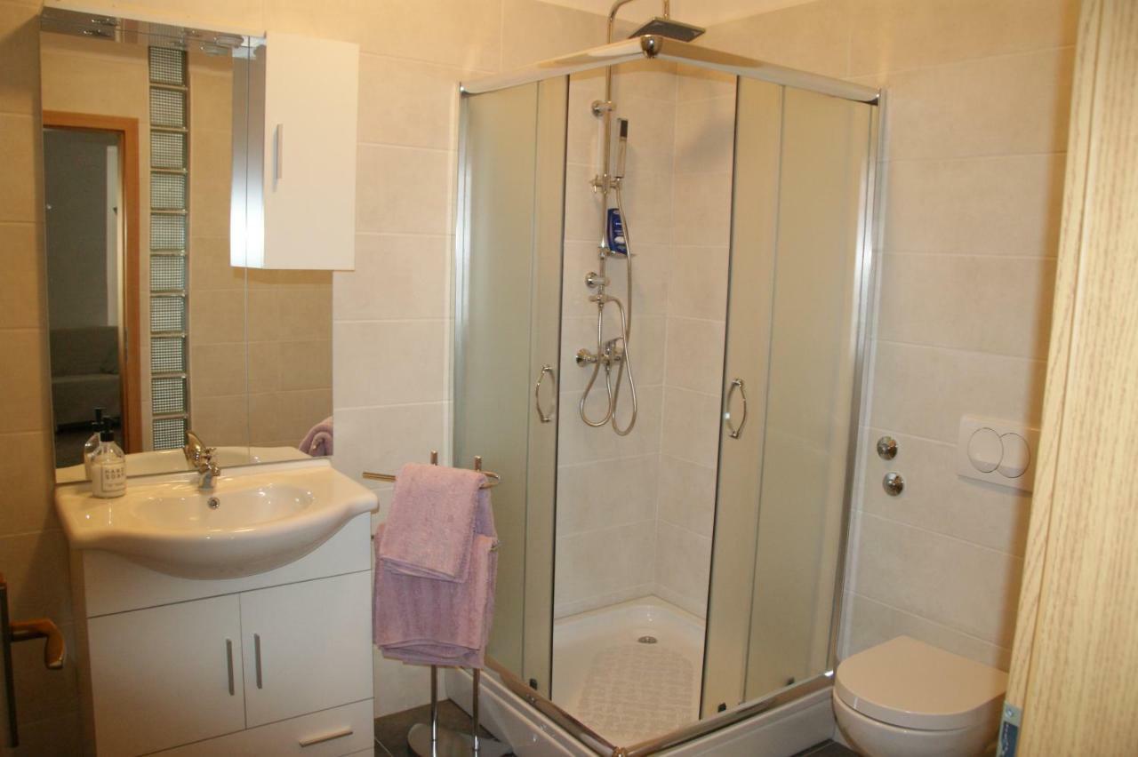 Apartman Sendi Pula Exterior foto